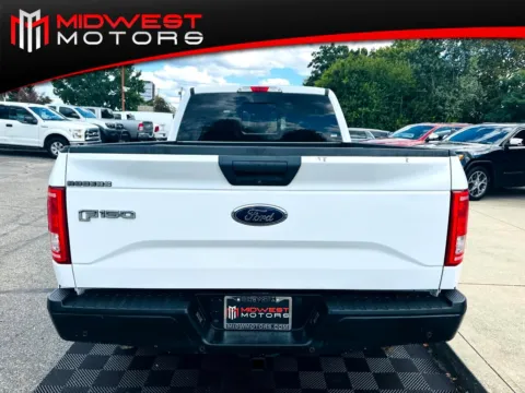 White 2016 Ford F-150 4WD SuperCrew 145 in XL for sale in Indianapolis, IN