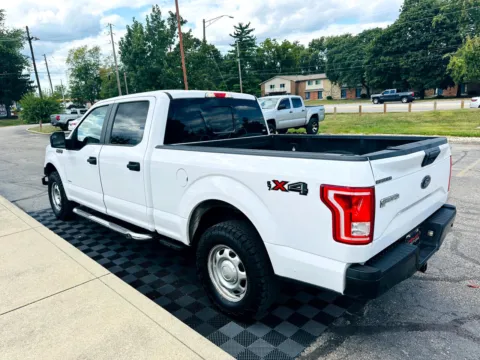 Another view of 2016 Ford F-150 4WD SuperCrew 145 in XL for sale in Indianapolis, IN at Midwest Motors