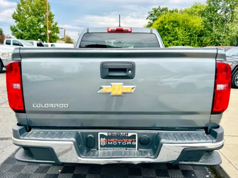 More photos of 2019 Chevrolet Colorado 2WD Ext Cab 128.3 in Work Truck at Midwest Motors, IN
