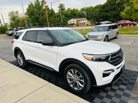 Photos of 2022 Ford Explorer XLT RWD for sale in Indianapolis, IN at Midwest Motors