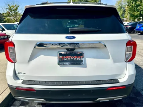 More photos of 2022 Ford Explorer XLT RWD at Midwest Motors, IN