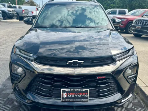 More photos of 2022 Chevrolet TrailBlazer FWD 4dr RS at Midwest Motors, IN