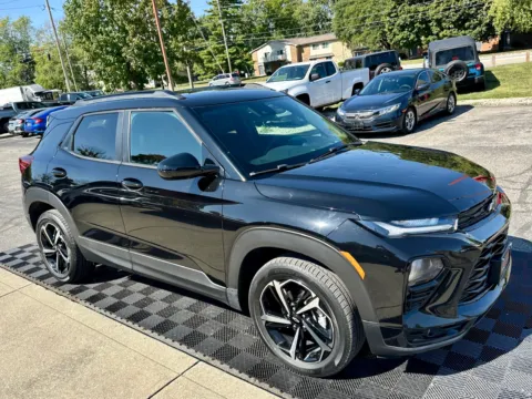 Photos of 2022 Chevrolet TrailBlazer FWD 4dr RS for sale in Indianapolis, IN at Midwest Motors
