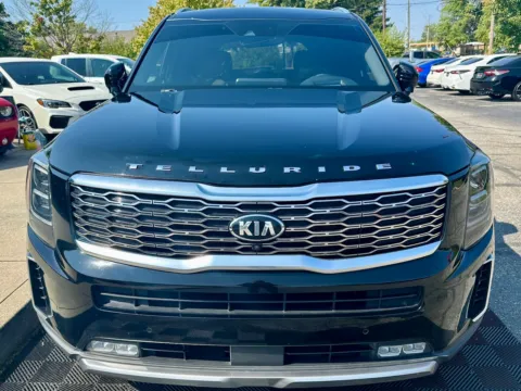 More photos of 2020 Kia Telluride SX AWD at Midwest Motors, IN
