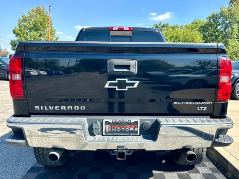 More photos of 2014 Chevrolet Silverado 1500 4WD Crew Cab 143.5 in LTZ w/2LZ at Midwest Motors, IN