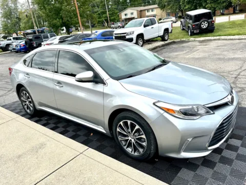 Another view of 2018 Toyota Avalon XLE Premium (Natl) for sale in Indianapolis, IN at Midwest Motors