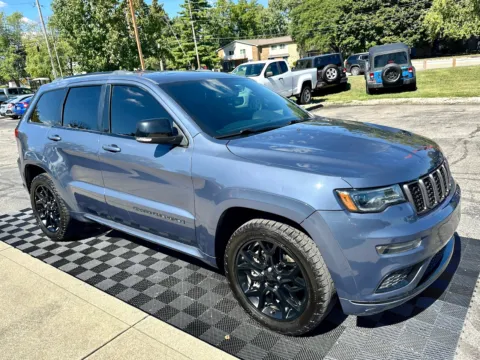 Photos of 2021 Jeep Grand Cherokee Limited X 4x4 for sale in Indianapolis, IN at Midwest Motors