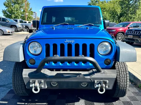 More photos of 2016 Jeep Wrangler Unlimited 4WD 4dr Sport RHD at Midwest Motors, IN