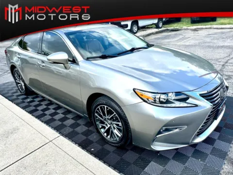 Silver 2017 Lexus ES 350 FWD for sale in Indianapolis, IN