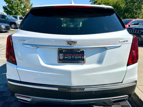 More photos of 2021 Cadillac XT5 FWD 4dr Premium Luxury at Midwest Motors, IN