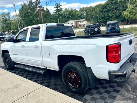 Another view of 2018 Chevrolet Silverado 1500 2WD Double Cab 143.5 in LT w/1LT for sale in Indianapolis, IN at Midwest Motors