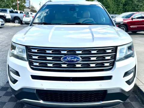 More photos of 2016 Ford Explorer FWD 4dr Limited at Midwest Motors, IN