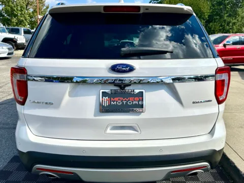 More photos of 2016 Ford Explorer FWD 4dr Limited at Midwest Motors, IN