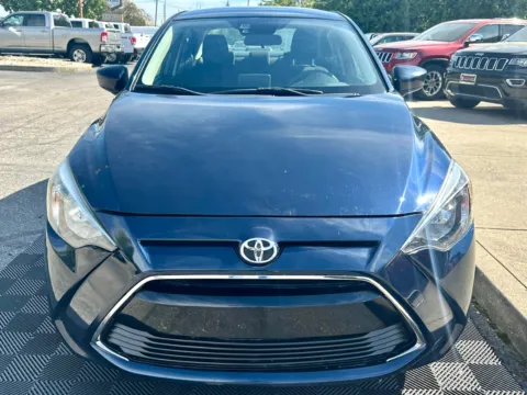 More photos of 2018 Toyota Yaris iA Manual (Natl) at Midwest Motors, IN
