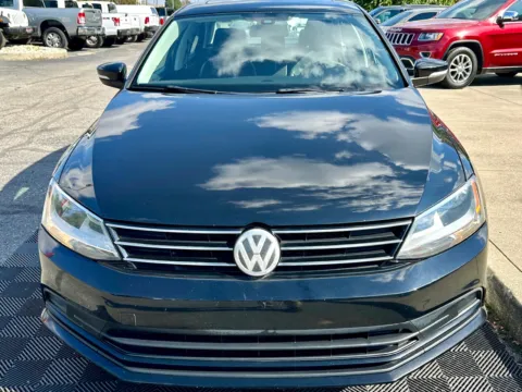 More photos of 2016 Volkswagen Jetta Sedan 4dr Auto 1.8T SEL PZEV at Midwest Motors, IN