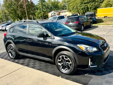 Photos of 2016 Subaru Crosstrek 5dr Man 2.0i for sale in Indianapolis, IN at Midwest Motors
