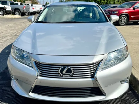 More photos of 2014 Lexus ES 350 4dr Sdn at Midwest Motors, IN
