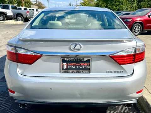 More photos of 2014 Lexus ES 350 4dr Sdn at Midwest Motors, IN