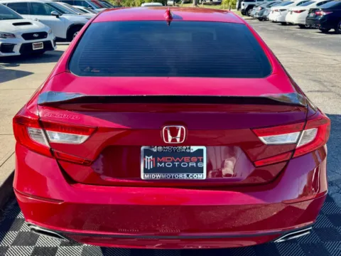 More photos of 2018 Honda Accord Sedan Sport 1.5T CVT at Midwest Motors, IN