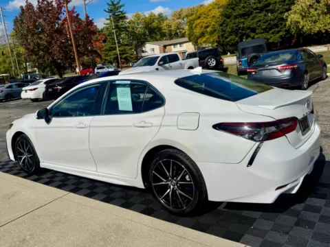 Another view of 2021 Toyota Camry SE Auto (Natl) for sale in Indianapolis, IN at Midwest Motors