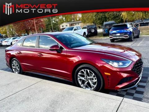 Red 2023 Hyundai Sonata SEL 2.5L *Ltd Avail* for sale in Indianapolis, IN