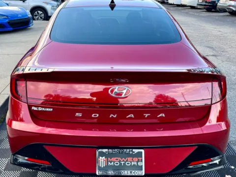More photos of 2023 Hyundai Sonata SEL 2.5L *Ltd Avail* at Midwest Motors, IN