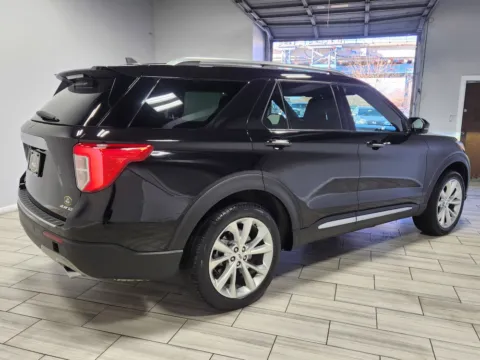 More photos of 2022 Ford Explorer Platinum at Majestic Automotive Group, NJ