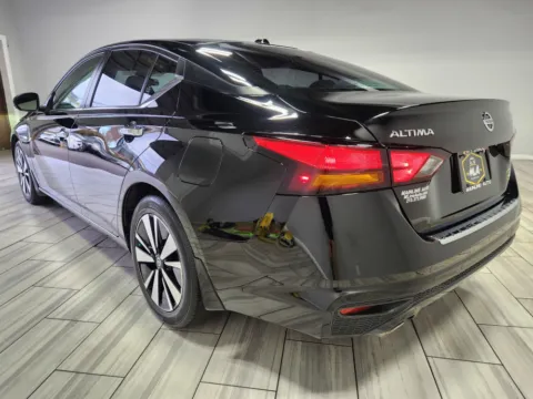 Another view of 2022 Nissan Altima 2.5 SV for sale in Cinnaminson, NJ at Majestic Automotive Group