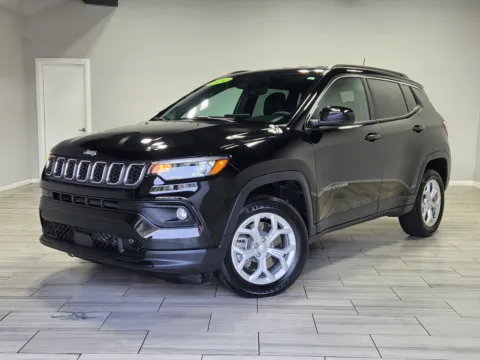 Black 2024 Jeep Compass Latitude for sale in Cinnaminson, NJ