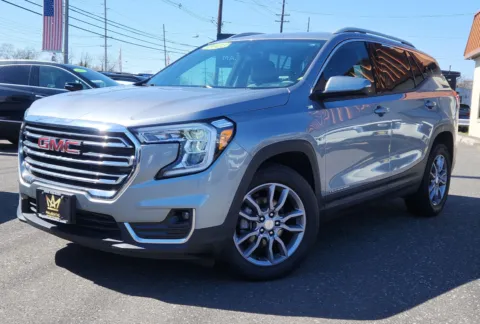 Gray 2024 GMC Terrain SLT for sale in Cinnaminson, NJ