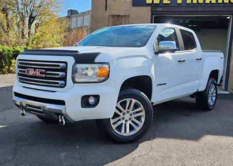 White 2017 GMC Canyon 4WD SLT for sale in Cinnaminson, NJ
