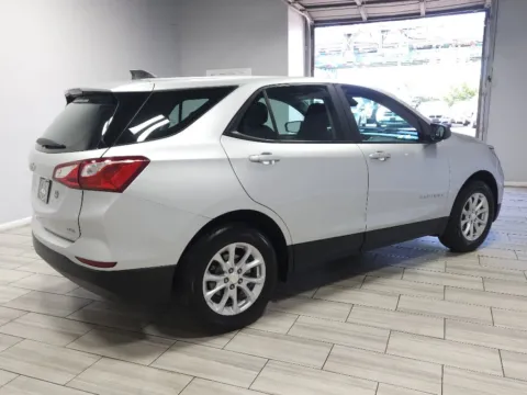 More photos of 2021 Chevrolet Equinox LS at Majestic Automotive Group, NJ