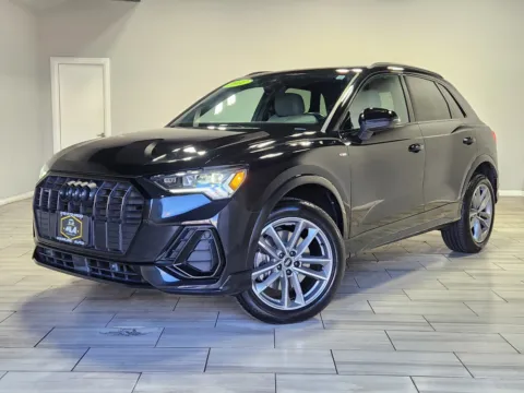 Black 2022 Audi Q3 S line Premium Plus for sale in Cinnaminson, NJ