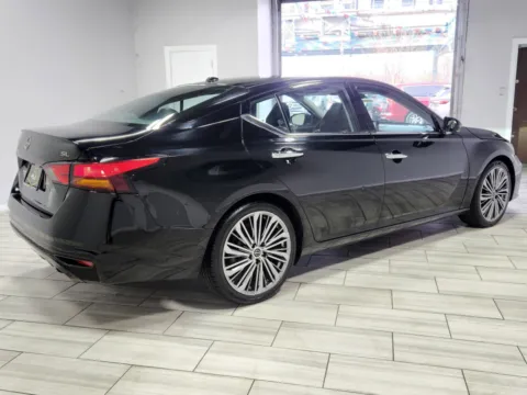 More photos of 2023 Nissan Altima 2.5 SL at Majestic Automotive Group, NJ