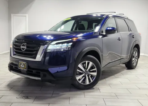 Blue 2023 Nissan Pathfinder SL for sale in Cinnaminson, NJ