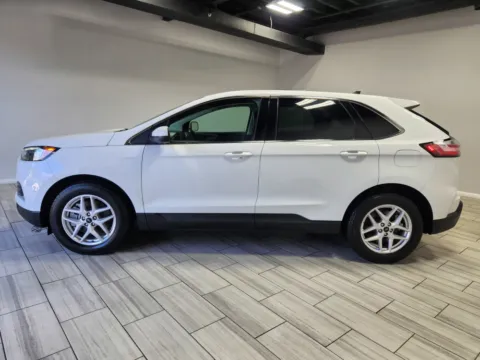 Photos of 2024 Ford Edge SEL for sale in Cinnaminson, NJ at Majestic Automotive Group