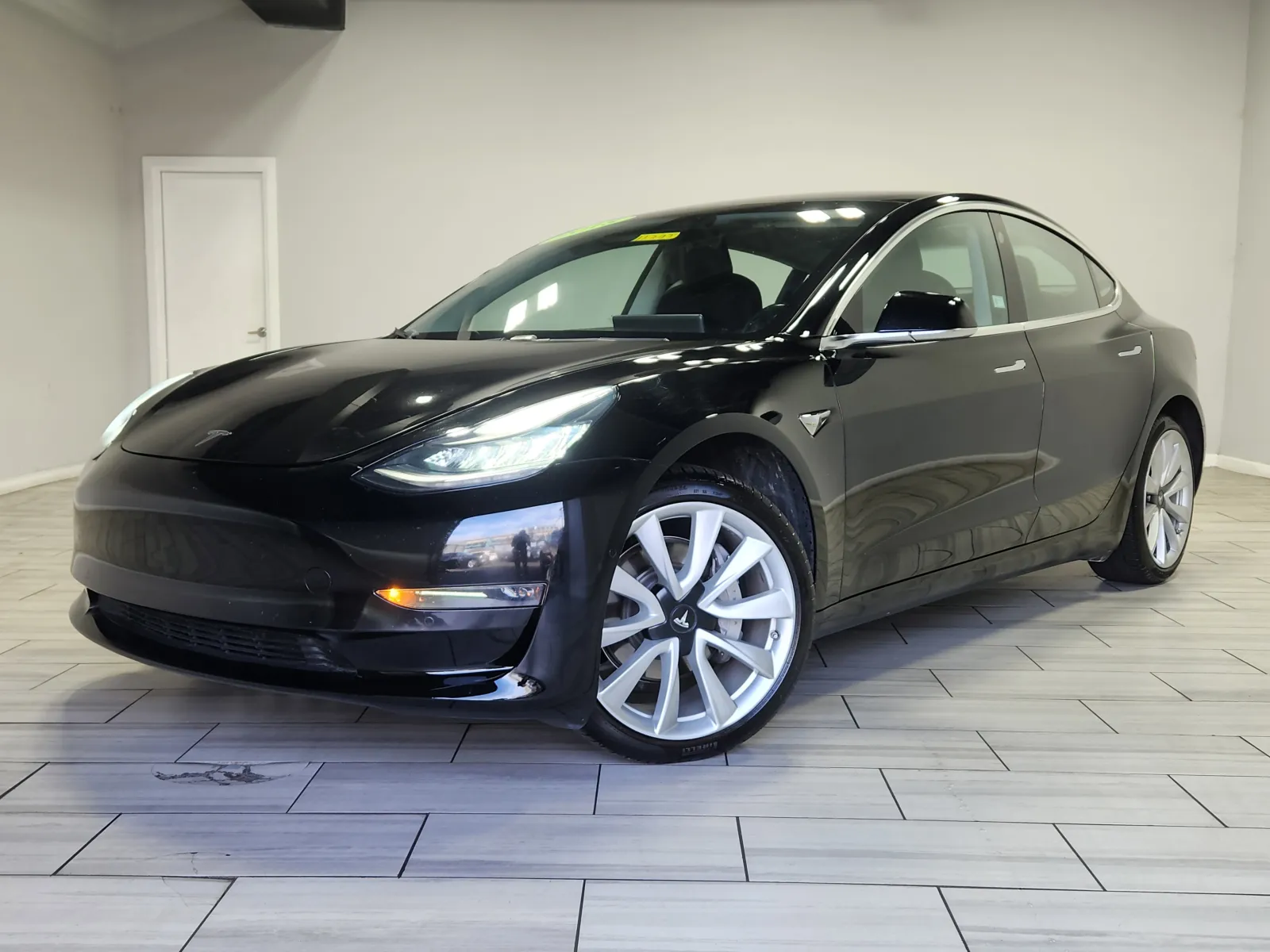 Black 2018 Tesla Model 3 Long Range Battery for sale in Cinnaminson, NJ