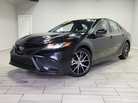 Black 2024 Toyota Camry SE Nightshade for sale in Cinnaminson, NJ