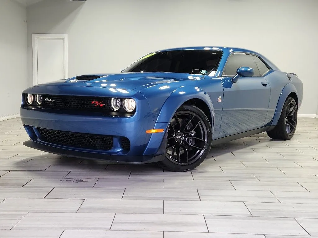Blue 2022 Dodge Challenger R/T Scat Pack Widebody for sale in Cinnaminson, NJ