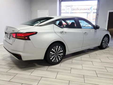 More photos of 2024 Nissan Altima 2.5 SV at Majestic Automotive Group, NJ