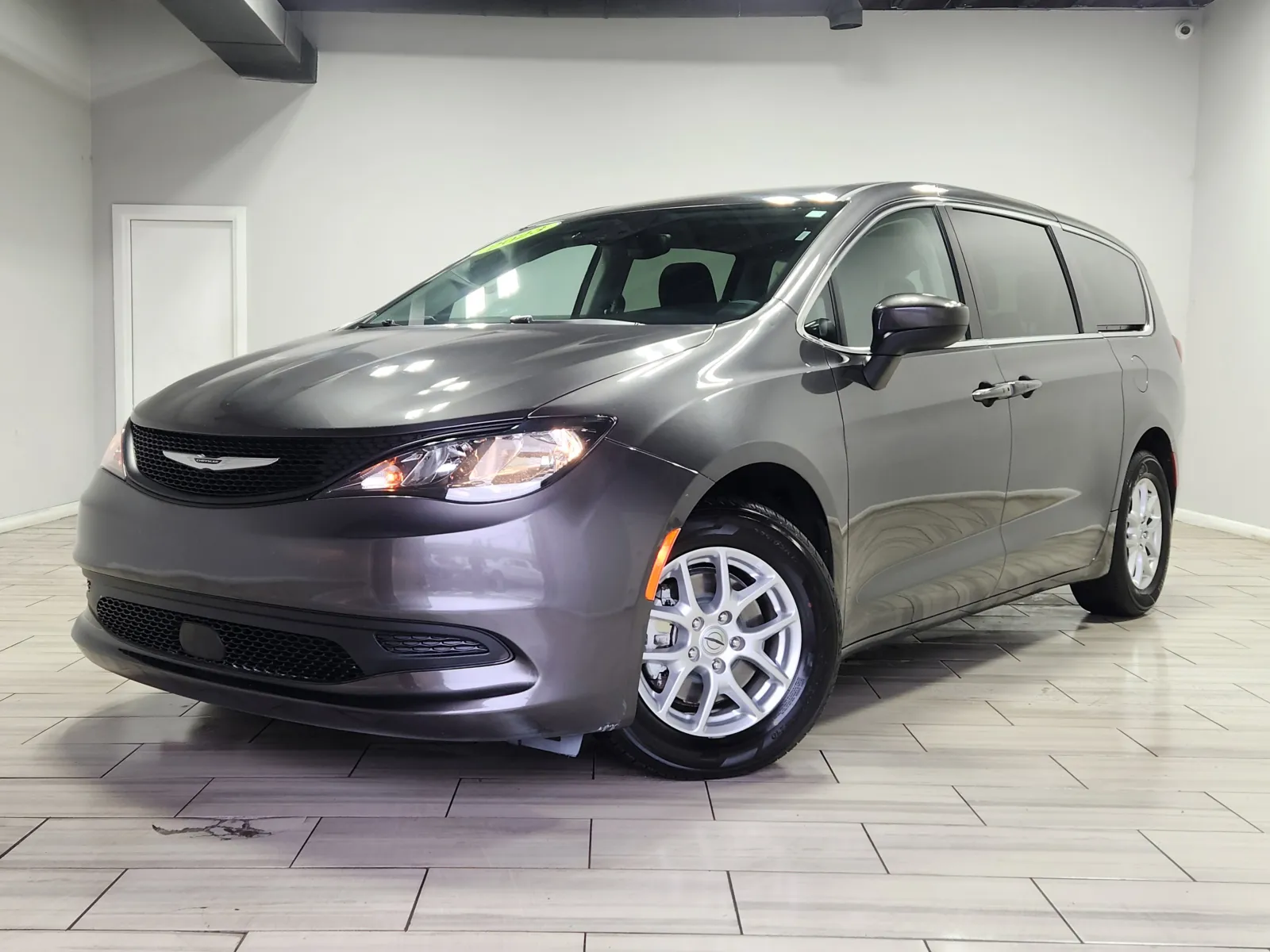 2023 Chrysler Voyager LX for sale in Cinnaminson, NJ