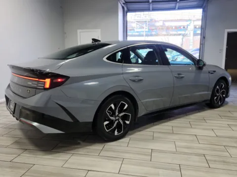 More photos of 2024 Hyundai Sonata SEL at Majestic Automotive Group, NJ
