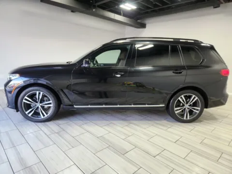 Photos of 2020 BMW X7 xDrive40i for sale in Cinnaminson, NJ at Majestic Automotive Group