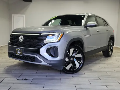 Gray 2024 Volkswagen Atlas Cross Sport 2.0T SE w/Technology for sale in Cinnaminson, NJ