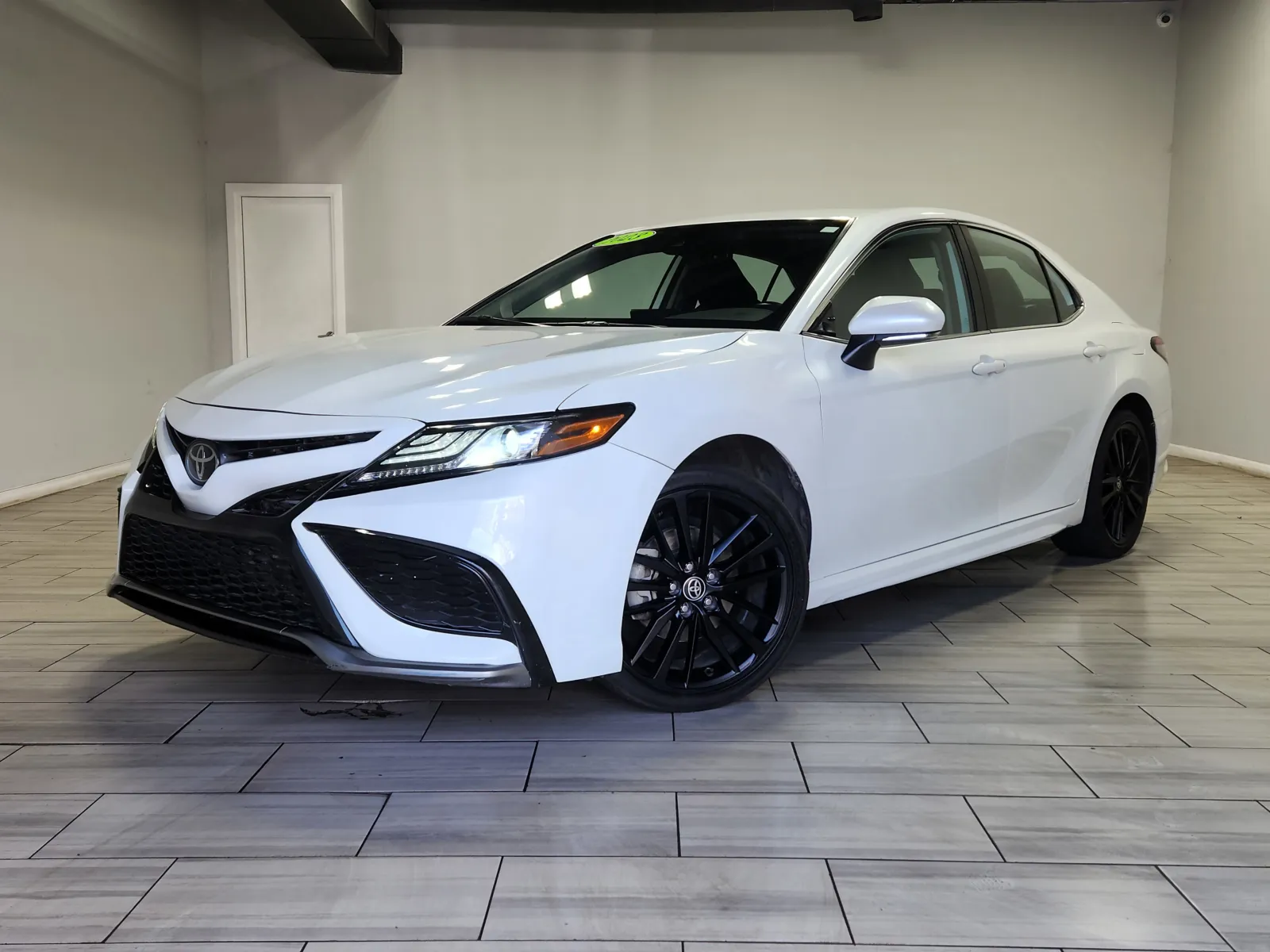 White 2023 Toyota Camry XSE for sale in Cinnaminson, NJ