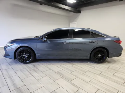 Photos of 2019 Toyota Avalon XSE for sale in Cinnaminson, NJ at Majestic Automotive Group