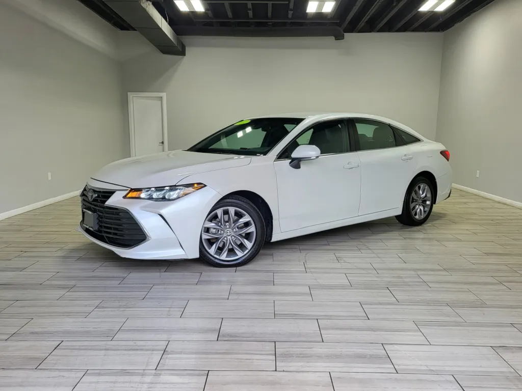 Used 2022 Toyota Avalon XLE for sale in Cinnaminson, NJ | VIN ...