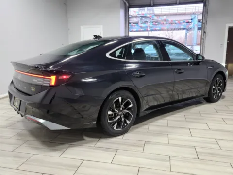 More photos of 2024 Hyundai Sonata SEL at Majestic Automotive Group, NJ