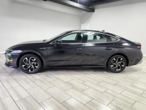 Photos of 2024 Hyundai Sonata SEL for sale in Cinnaminson, NJ at Majestic Automotive Group