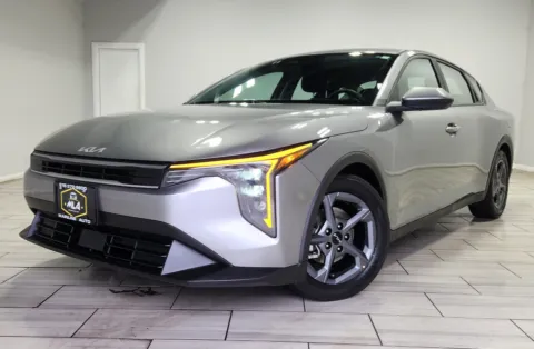 Gray 2025 Kia K4 LXS for sale in Cinnaminson, NJ